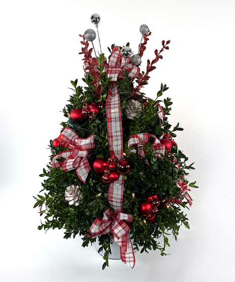 Joyful Plaid Boxwood Tree