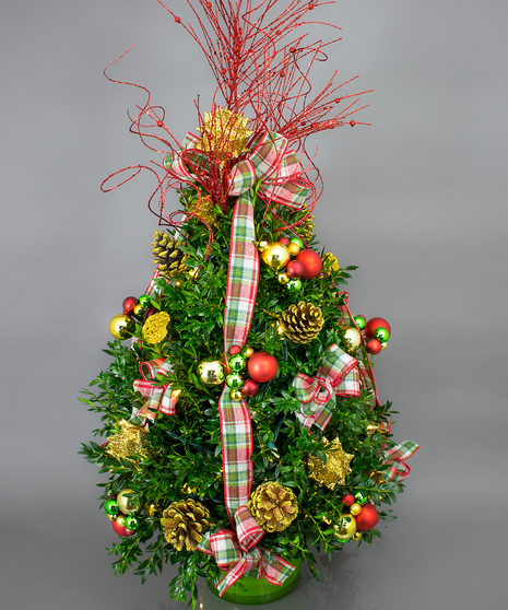 Country Plaid Themed Boxwood Tree